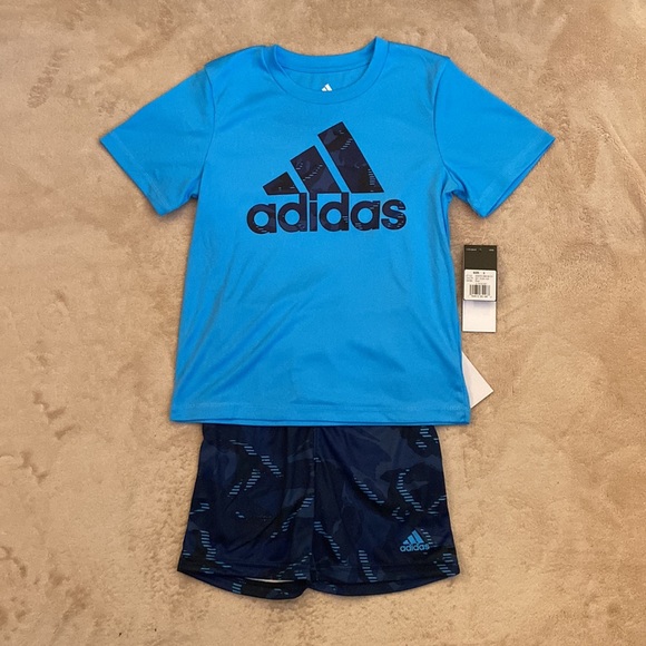 Adidas Boys Outfit Size